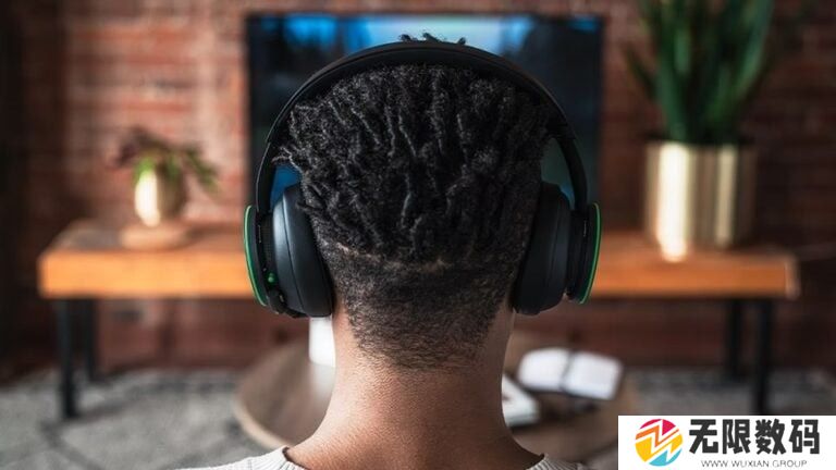Xbox将在本月推出一款全新更昂贵的无线头戴耳机