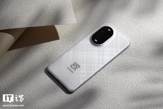 华为nova13真机图_华为nova13真机实拍