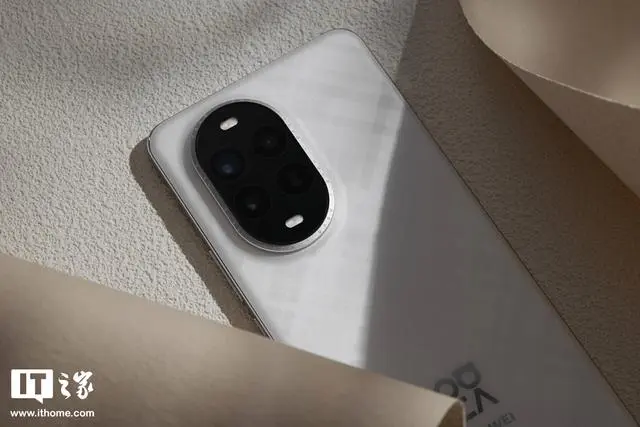 华为nova13真机图_华为nova13真机实拍