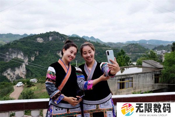 杨花妞和余华英是什么关系_杨花妞和余华英是谁